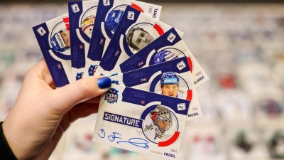Burza sběratelských karet spojená s autogramiádou sportovních osobností v enteria se blíží
