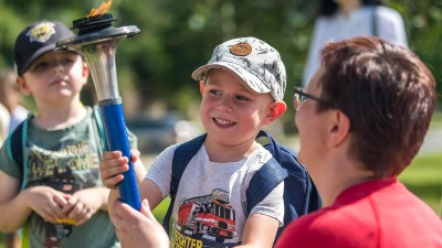 Nejdelší štafetový běh s pochodní, Peace run, bude mít zastávky i v Pardubickém kraji