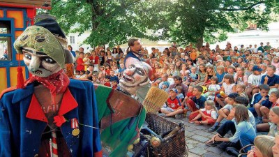 Toulcovy pátky s pohádkami a koncertem pokračují v Litomyšli i v srpnu. Nachystán je tento program