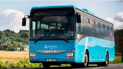 Provozovatele 2000 autobusů a 80 vlaků v Česku kupuje firma rodáka z egyptské Káhiry
