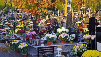 O víkendu ve znamení Dušiček počítejte s policejními kontrolami na vytížených úsecích silnic